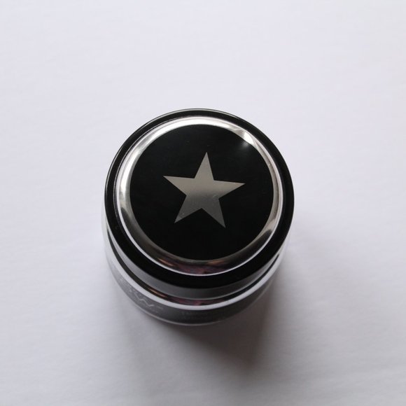 GlamGlow Youthmud Tinglexfoliate Treatment 1.7 oz/ 50g - Picture 6 of 6